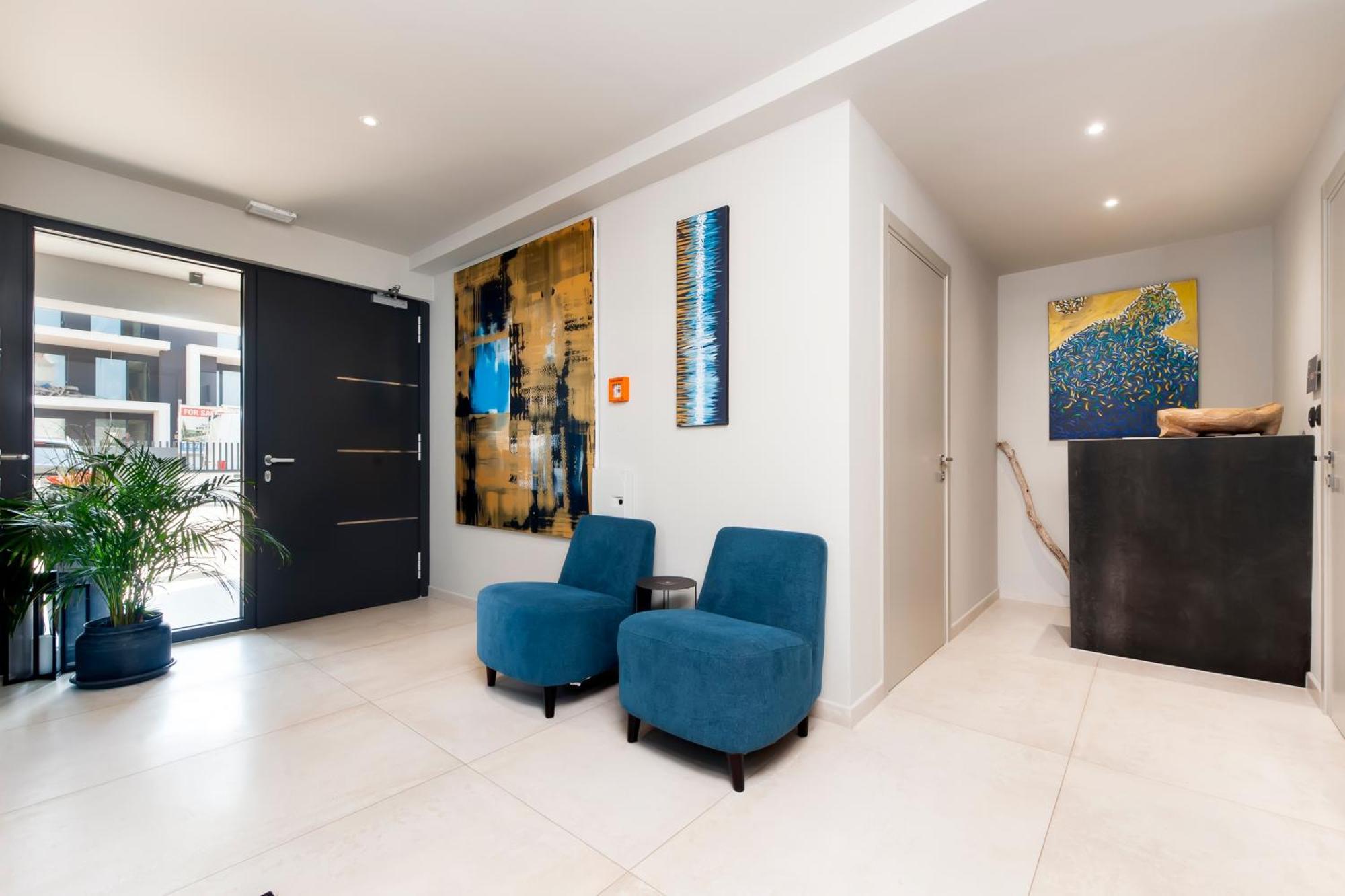 4R Royal Residence Rojnic 로비니 외부 사진
